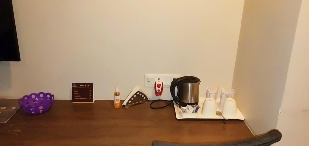贾姆谢德布尔 Kc Manor酒店 外观 照片