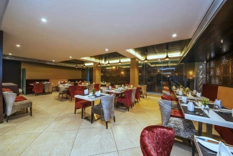 贾姆谢德布尔 Kc Manor酒店 外观 照片